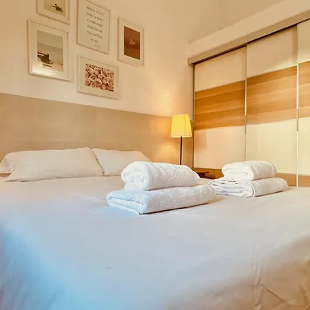 Click&guest - Bright Sun On Holidays Apartment *