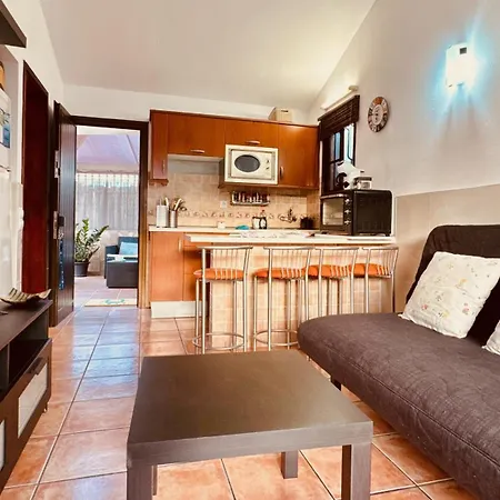 Click&guest - Bright Sun On Holidays Apartment *